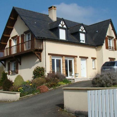 Chambres D'Hotes Le Bignon Dans Les Alpes Mancelles Villaines-la-Juhel Exterior foto